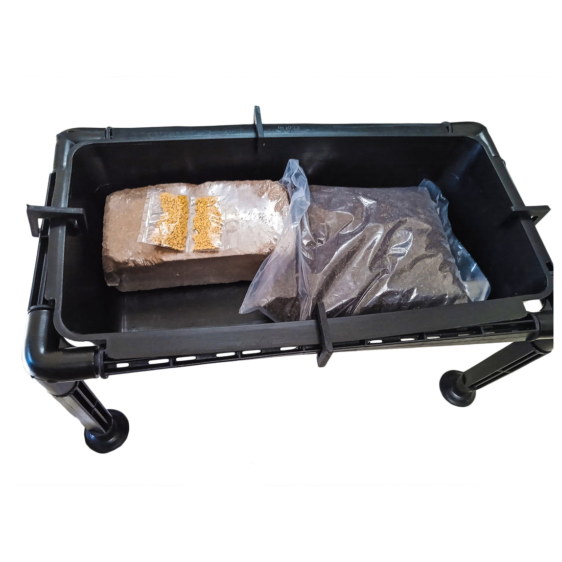 HAVAI Urban Farming Kit with Mushroom Filter for Drainage – can be Used in Balconies, Indoor Spaces / Soil, Seeds and cocopeat Included